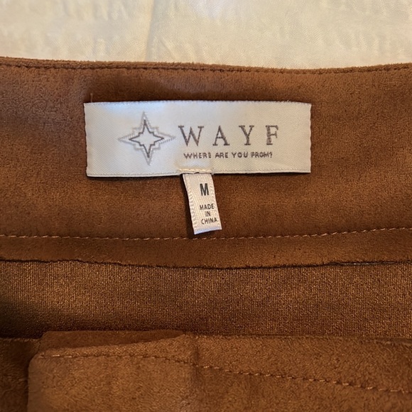 Wayf faux suede high waisted button up skirt size M - Picture 3 of 3